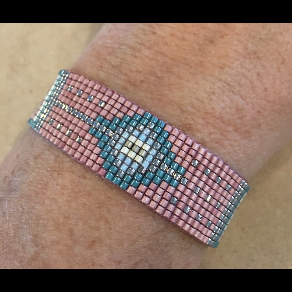 Hand loomed adjustable bracelet